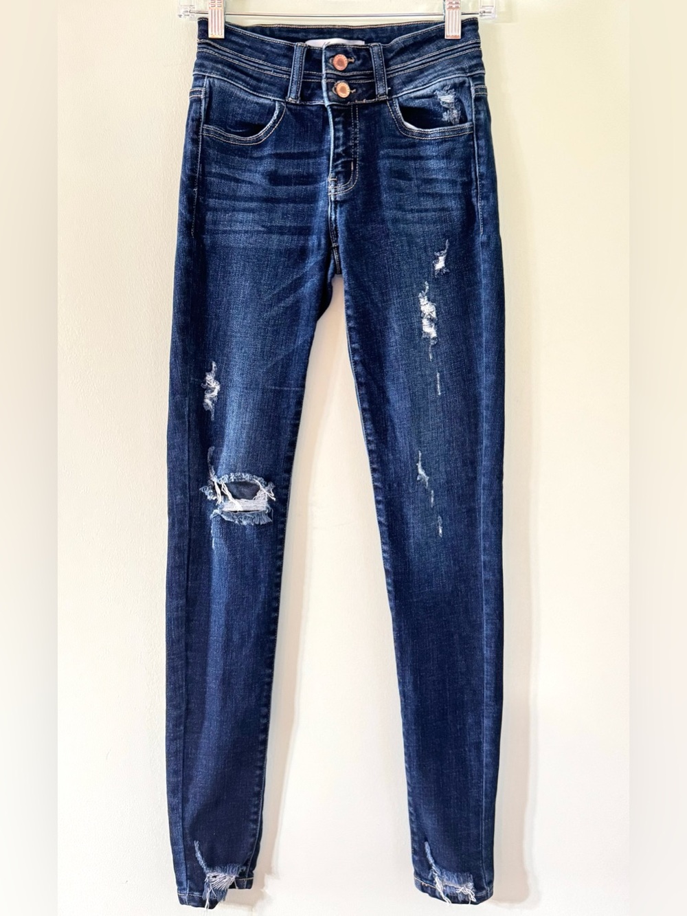 KanCan Signature Distressed Skinny Jeans Raw Hem Dark Wash Size 24